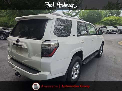 Used 2019 Toyota 4Runner SR5 Premium AWD/4WD image 18