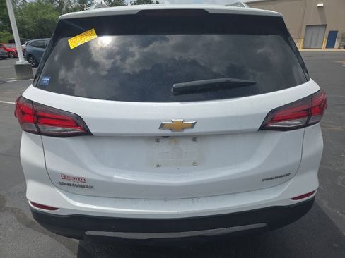 Used 2023 Chevrolet Equinox Premier FWD image 5