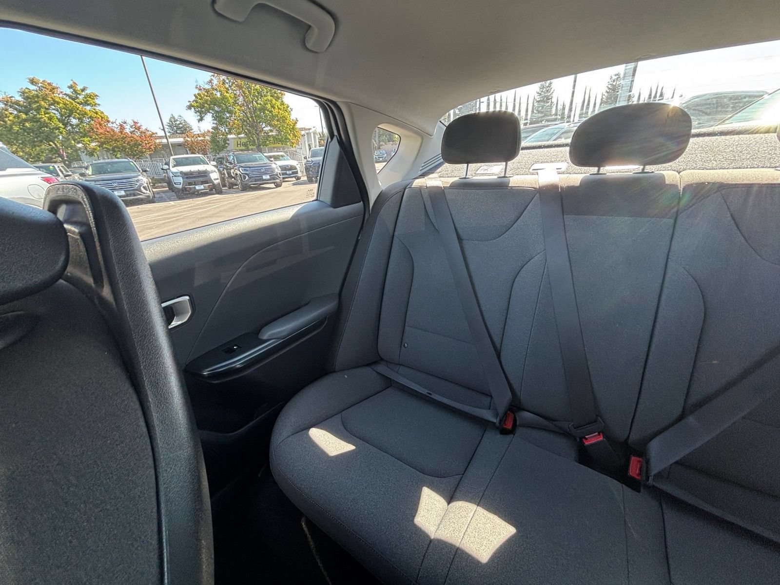 Used 2025 Kia K4 FWD image 38