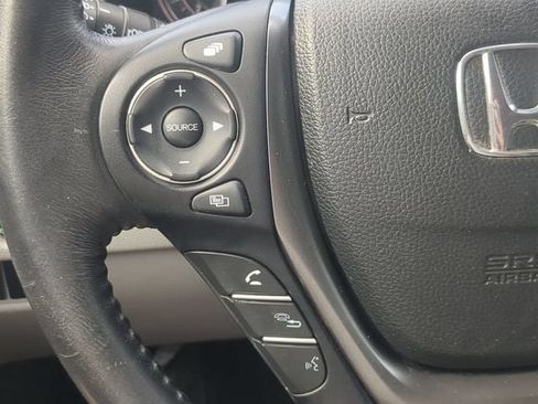 Certified 2017 Honda Ridgeline RTL-T image 22