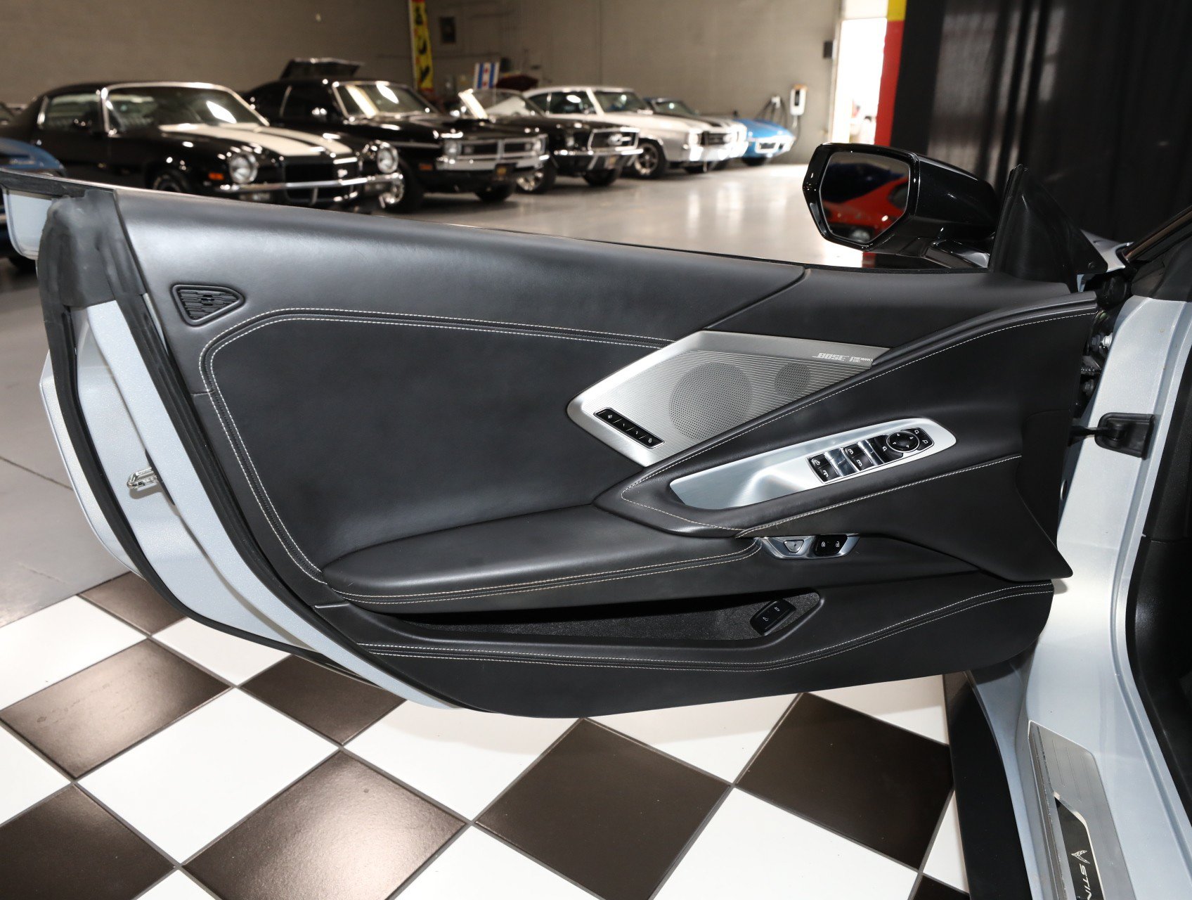 Used 2021 Chevrolet Corvette Stingray Premium Conv w/ Z51 Performance Package RWD image 59