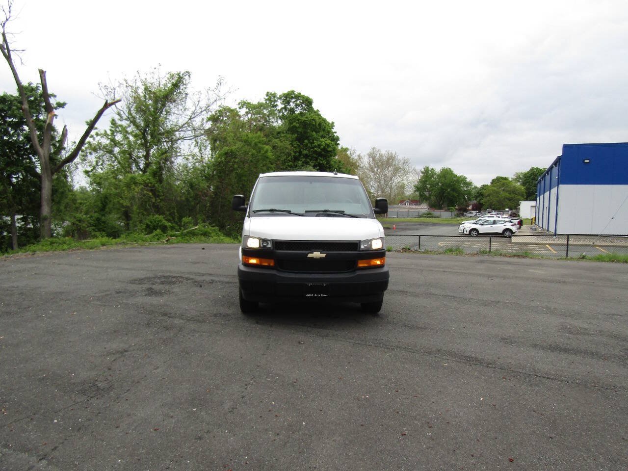 Used 2021 Chevrolet Express 2500 w/ Driver Convenience Package RWD image 29