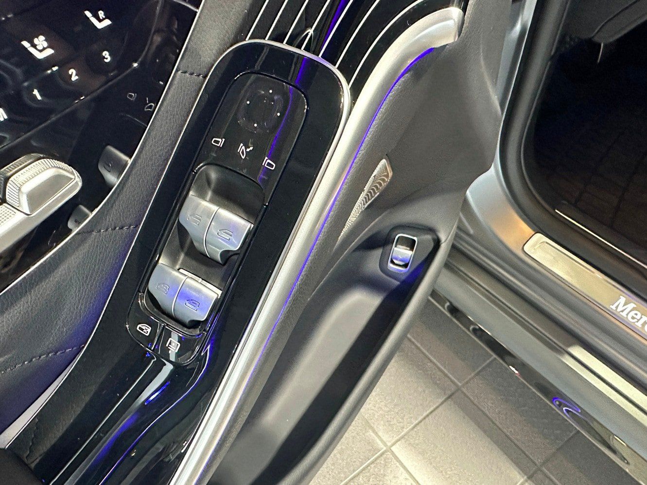 Certified 2023 Mercedes-Benz S 580 4MATIC Sedan image 14