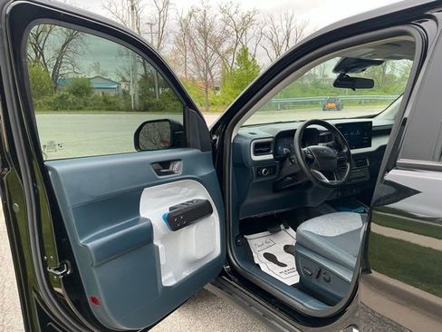 Used 2025 Ford Maverick XLT w/ XLT Luxury Package AWD/4WD image 15