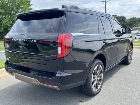 Used 2025 Ford Expedition King Ranch AWD/4WD image 9