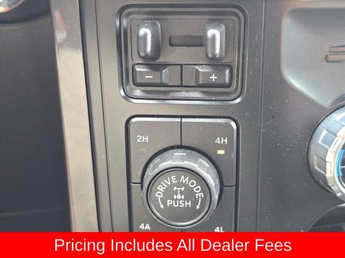 Used 2023 Ford F150 Lariat AWD/4WD image 23