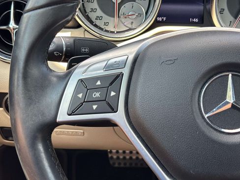 Used 2014 Mercedes-Benz SLK 250 image 18