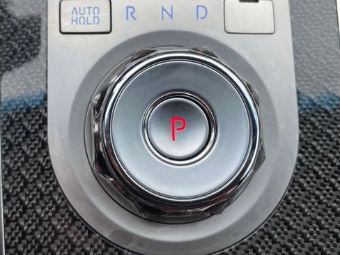 Certified 2025 Genesis GV80 3.5T e-SC image 19