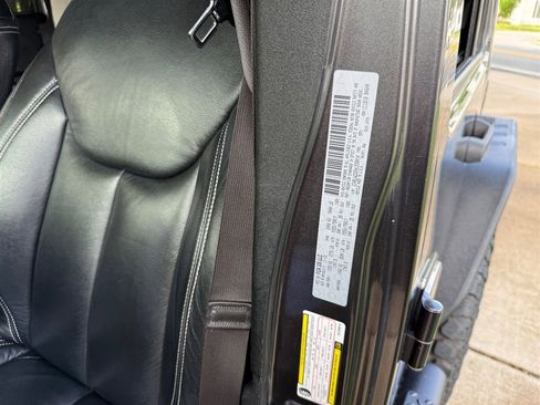 Used 2017 Jeep Wrangler Unlimited Sport w/ Quick Order Package 24S image 48