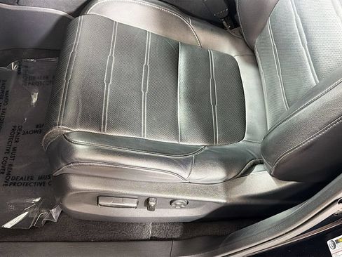 Used 2020 Honda CR-V EX-L image 19