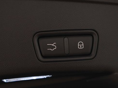 New 2025 Maserati Grecale GT image 12