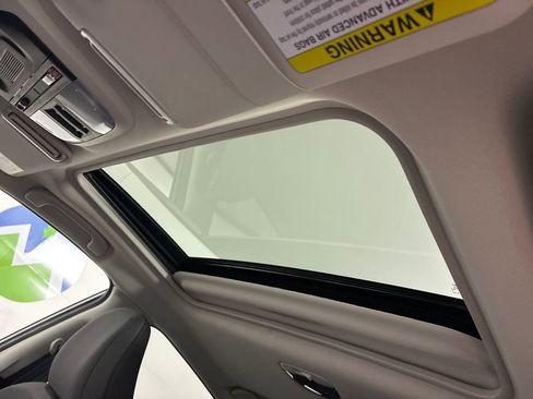 Used 2026 Subaru Crosstrek 2.0i Premium image 27