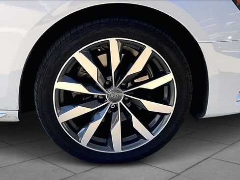 Used 2020 Audi A4 2.0T Premium Plus w/ Premium Plus Package image 9