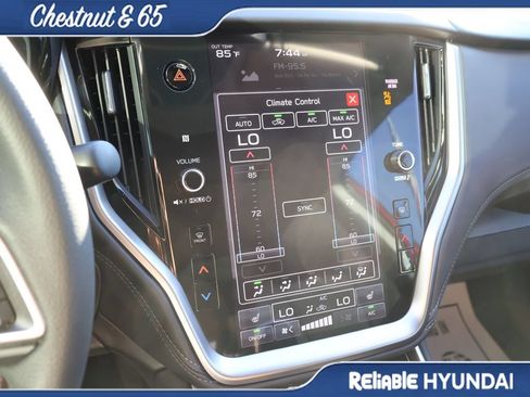 Used 2025 Subaru Outback Premium w/ Popular Package #1A AWD/4WD image 36