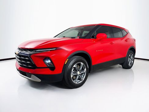 Used 2023 Chevrolet Blazer LT image 4
