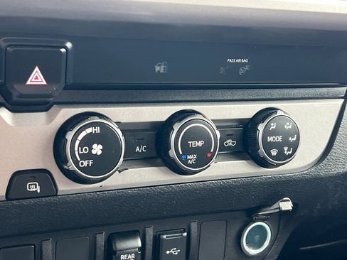 Used 2020 Toyota Tacoma SR5 w/ Blackout Package image 20