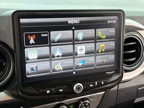 Used 2019 Toyota Tacoma SR5 image 27