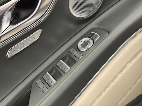 Used 2025 Genesis GV80 2.5T Advanced image 31