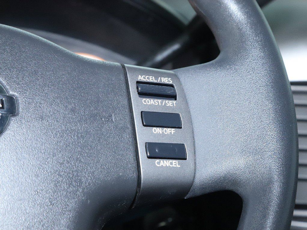 Used 2012 Nissan Titan S AWD/4WD image 22