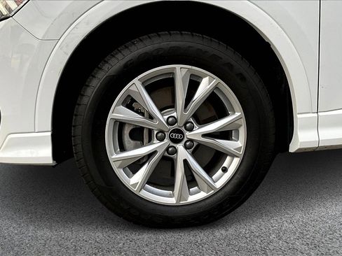 Used 2024 Audi Q3 2.0T Premium Plus image 34