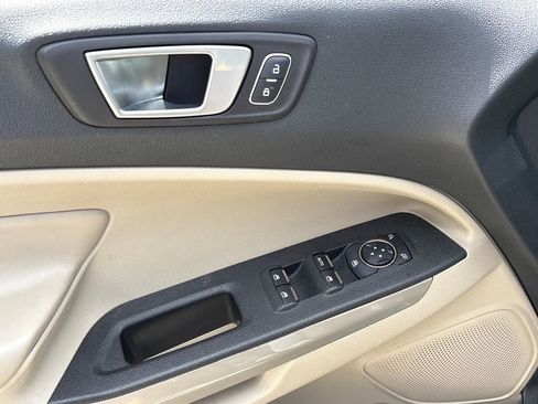 Used 2019 Ford EcoSport Titanium image 17