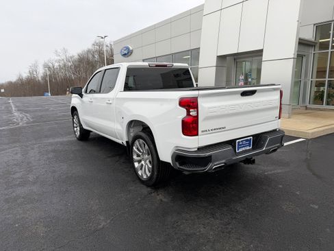 Used 2022 Chevrolet Silverado 1500 LT w/ Z71 Off-Road Package image 8