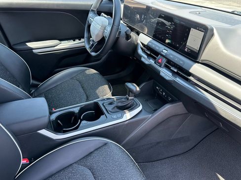 Used 2025 Kia K4 GT-Line FWD image 19