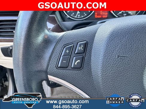 Used 2011 BMW 328i Convertible image 17