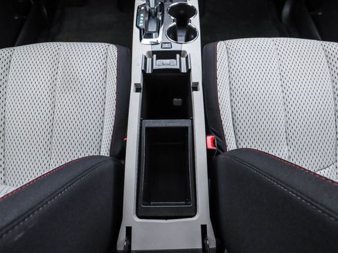 Used 2010 Chevrolet Equinox LS image 21