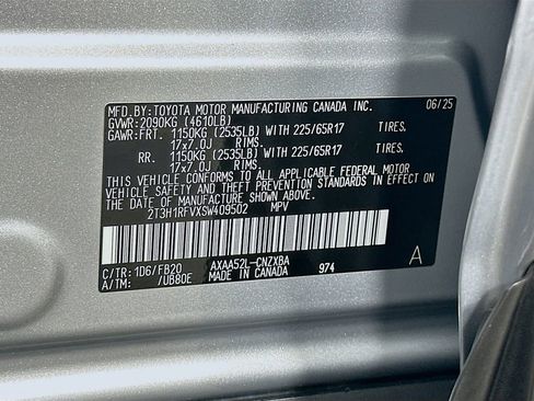 Used 2025 Toyota RAV4 LE image 31