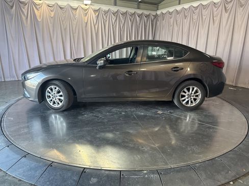 Used 2016 MAZDA MAZDA3 i Sport w/ Preferred Equipment Package image 8