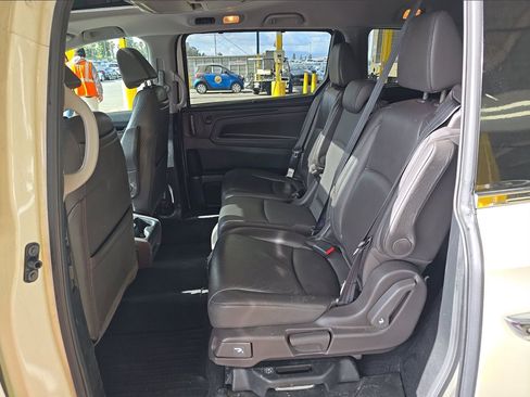 Used 2019 Honda Odyssey Elite image 8