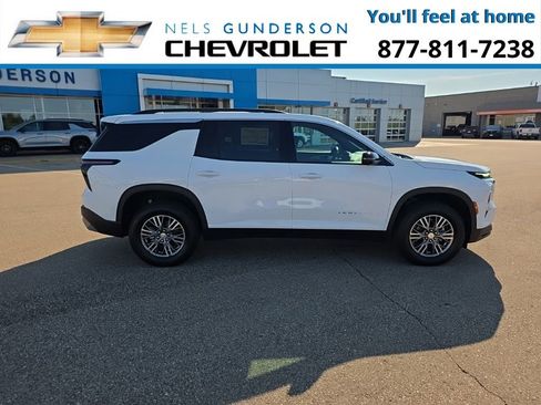 New 2026 Chevrolet Traverse LT w/ Driver Confidence Package image 8