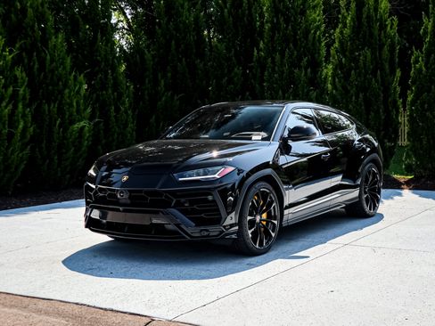 Used 2021 Lamborghini Urus AWD/4WD image 5