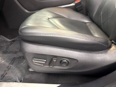 Used 2021 Toyota Highlander Platinum AWD/4WD image 10