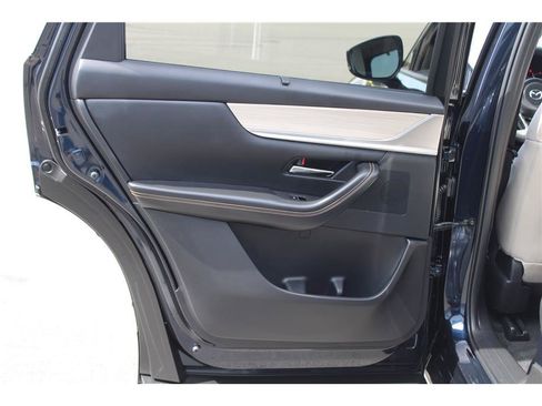 Used 2024 MAZDA CX-90 Plug-In Hybrid w/ Preferred AWD/4WD image 10
