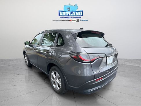 Used 2024 Honda HR-V LX image 3
