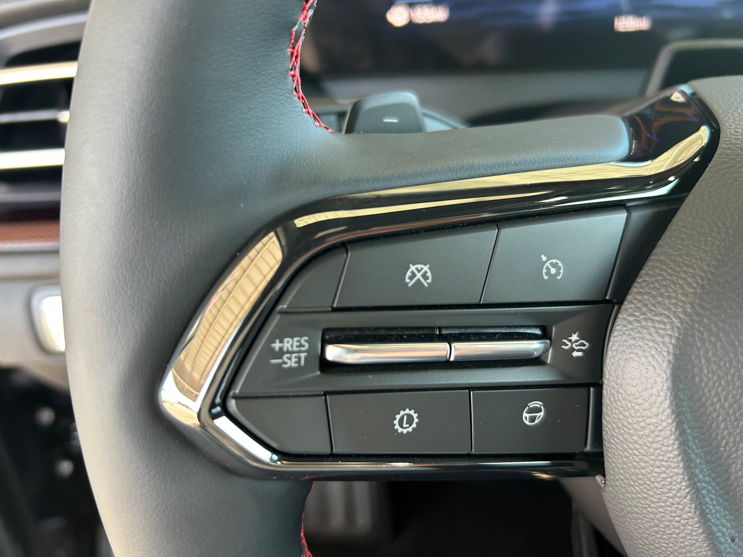 New 2026 Chevrolet Traverse RS FWD image 26
