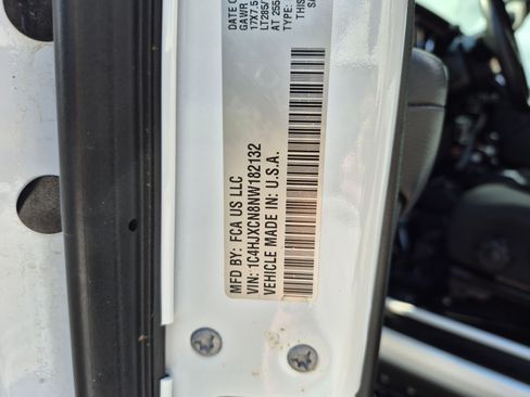 Used 2022 Jeep Wrangler Rubicon w/ LED Lighting Group AWD/4WD image 30