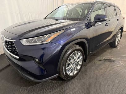 Used 2024 Toyota Highlander Limited
