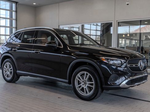 Certified 2023 Mercedes-Benz GLC 300 image 12