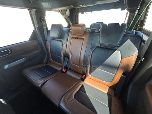Used 2022 Ford Bronco Outer Banks AWD/4WD image 16