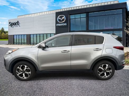 Used 2020 Kia Sportage LX image 7