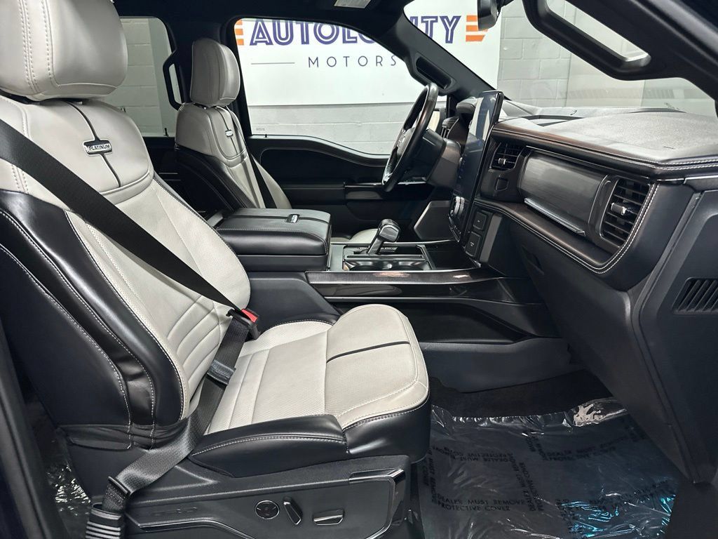 Used 2024 Ford F150 Lightning Platinum AWD/4WD image 21