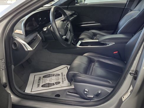 Used 2022 Lucid Air Grand Touring image 7
