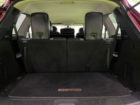 Used 2020 Nissan Pathfinder SV w/ Rock Creek Edition FWD image 29