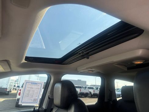 Used 2017 Chevrolet Traverse LT AWD/4WD image 22