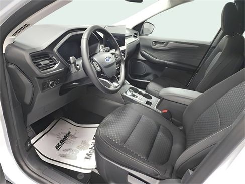New 2025 Ford Escape Active w/ Tech Pack #1 image 9
