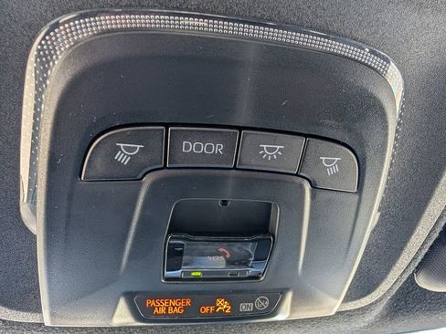 Used 2024 Toyota Corolla SE FWD image 12