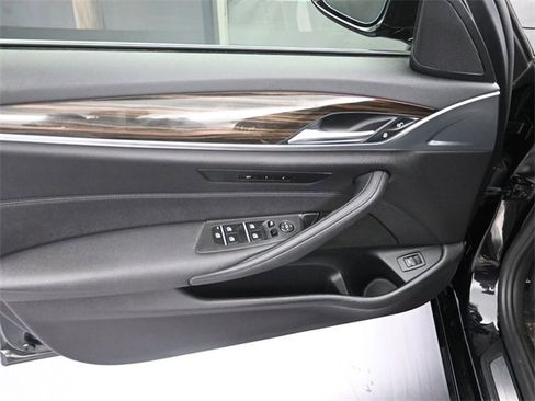 Used 2018 BMW 530i xDrive image 5